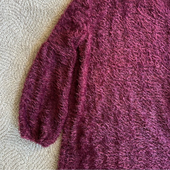 NWT Lulu’s Burgubdy Fuzzy Knit Sweater Dress, Size L. - Picture 4 of 12